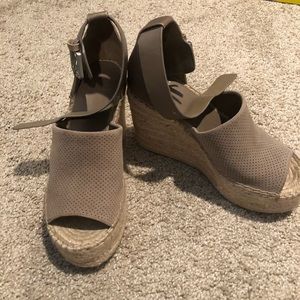 Marc Fisher Adalyne espadrille wedge sandal size 6